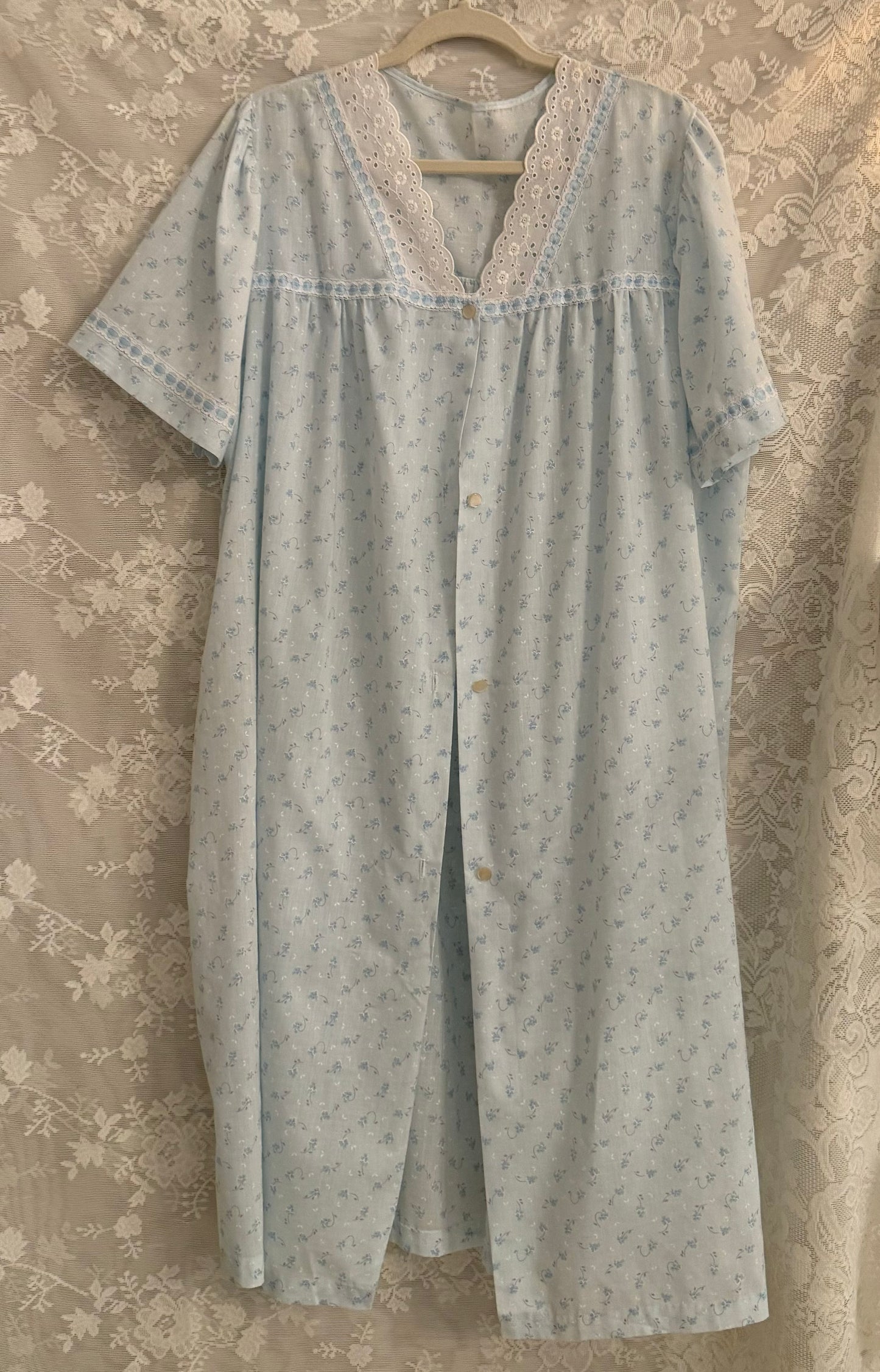 M/L Vintage Blue Floral Dressing Gown