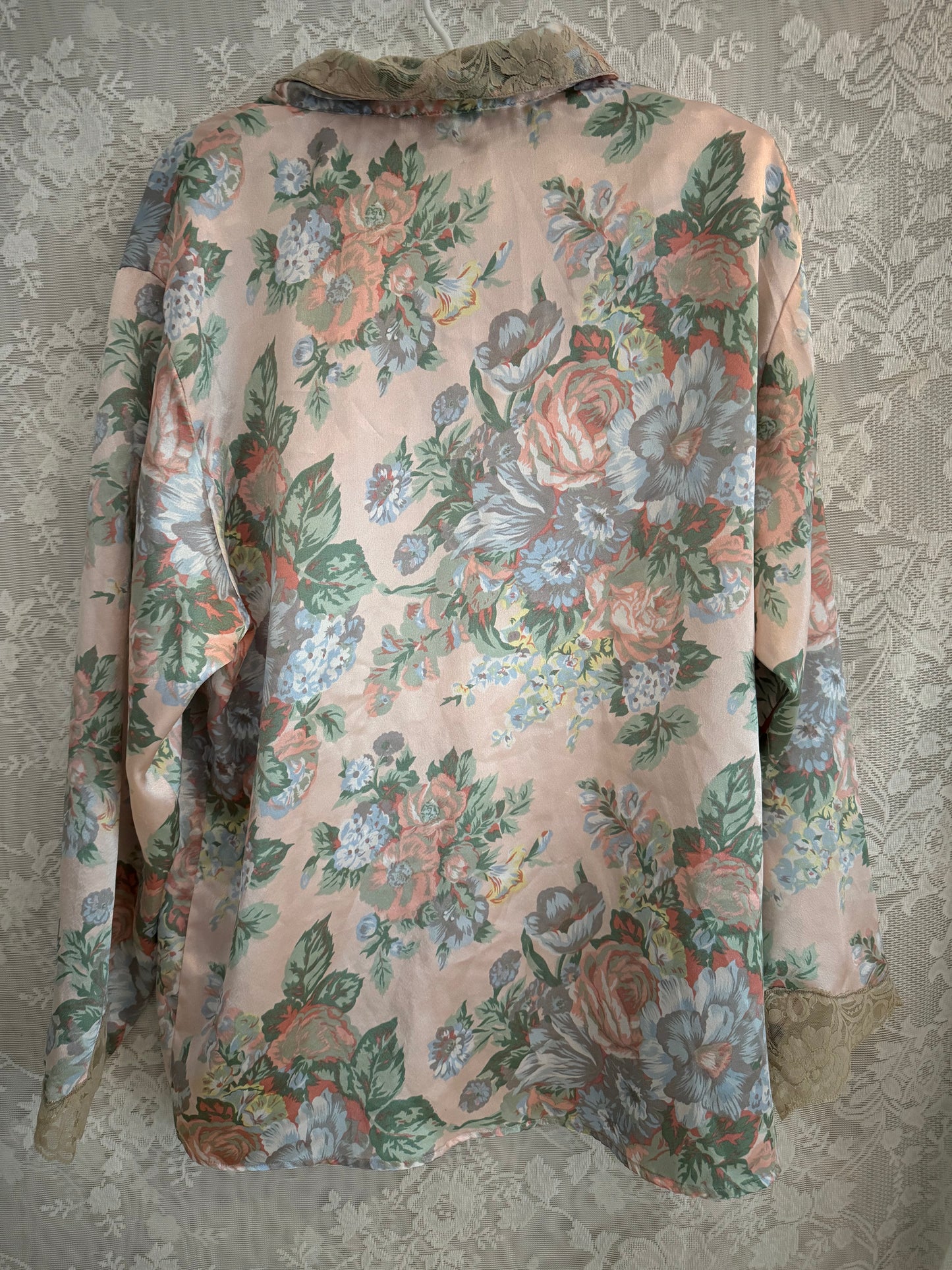 S-L Vintage Floral Pajama Top