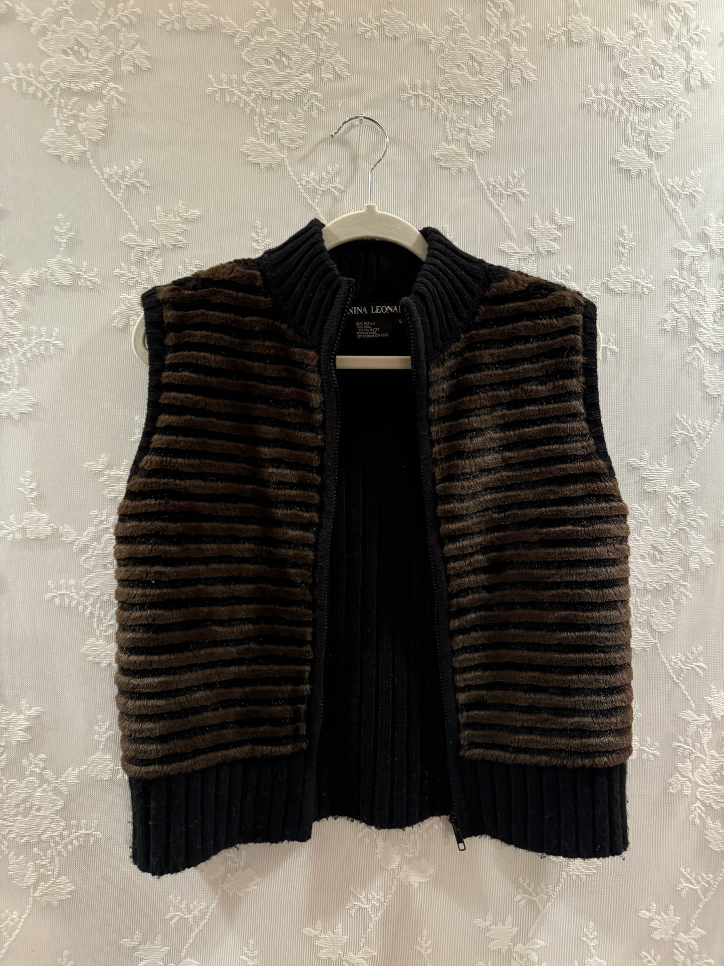 S 90s/Y2k Brown Stripe Furry Vest