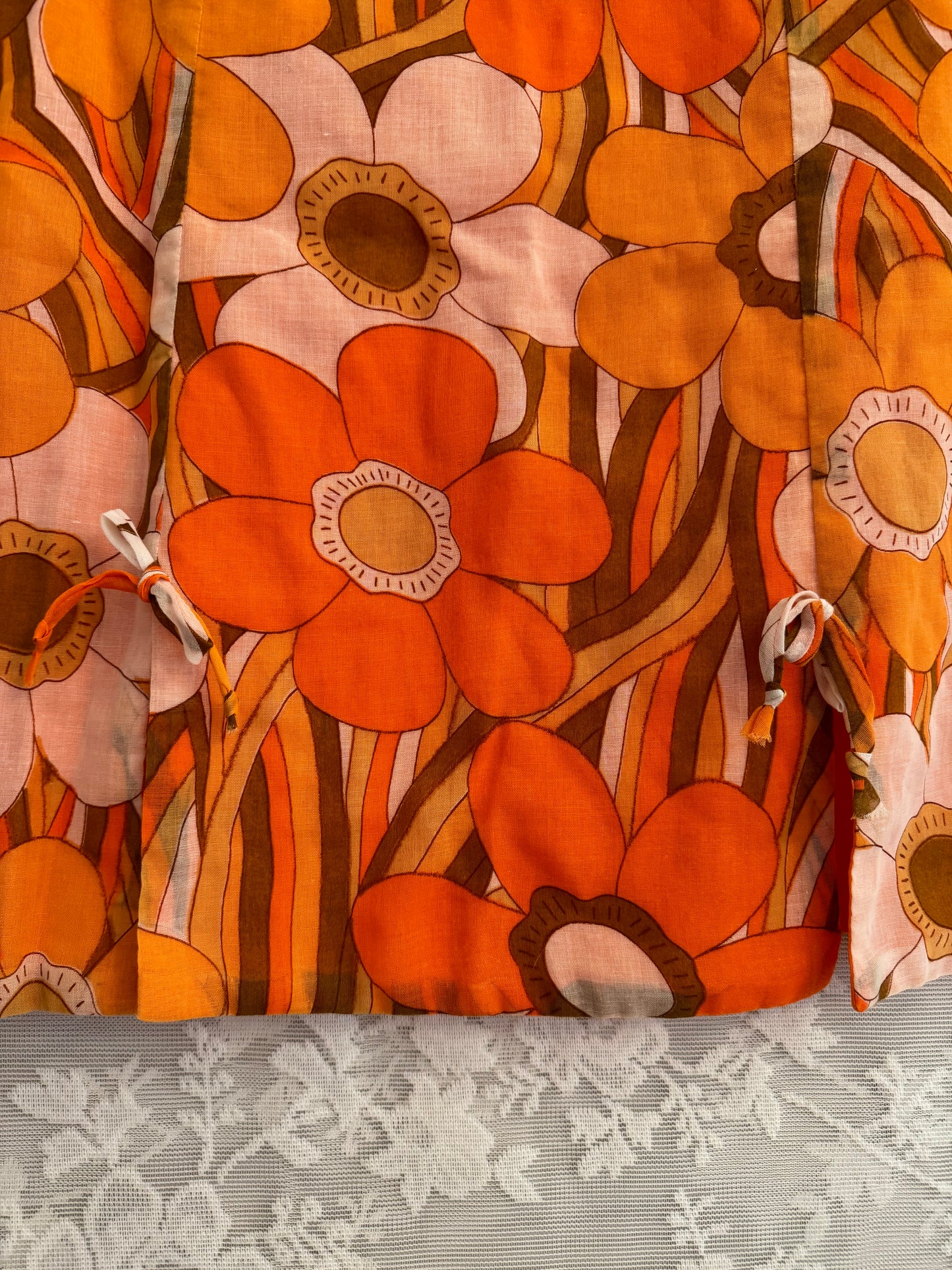 M/L Vintage 60's Mod Orange Flower Shift Dress