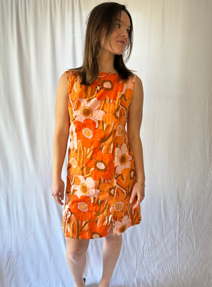 M/L Vintage 60's Mod Orange Flower Shift Dress