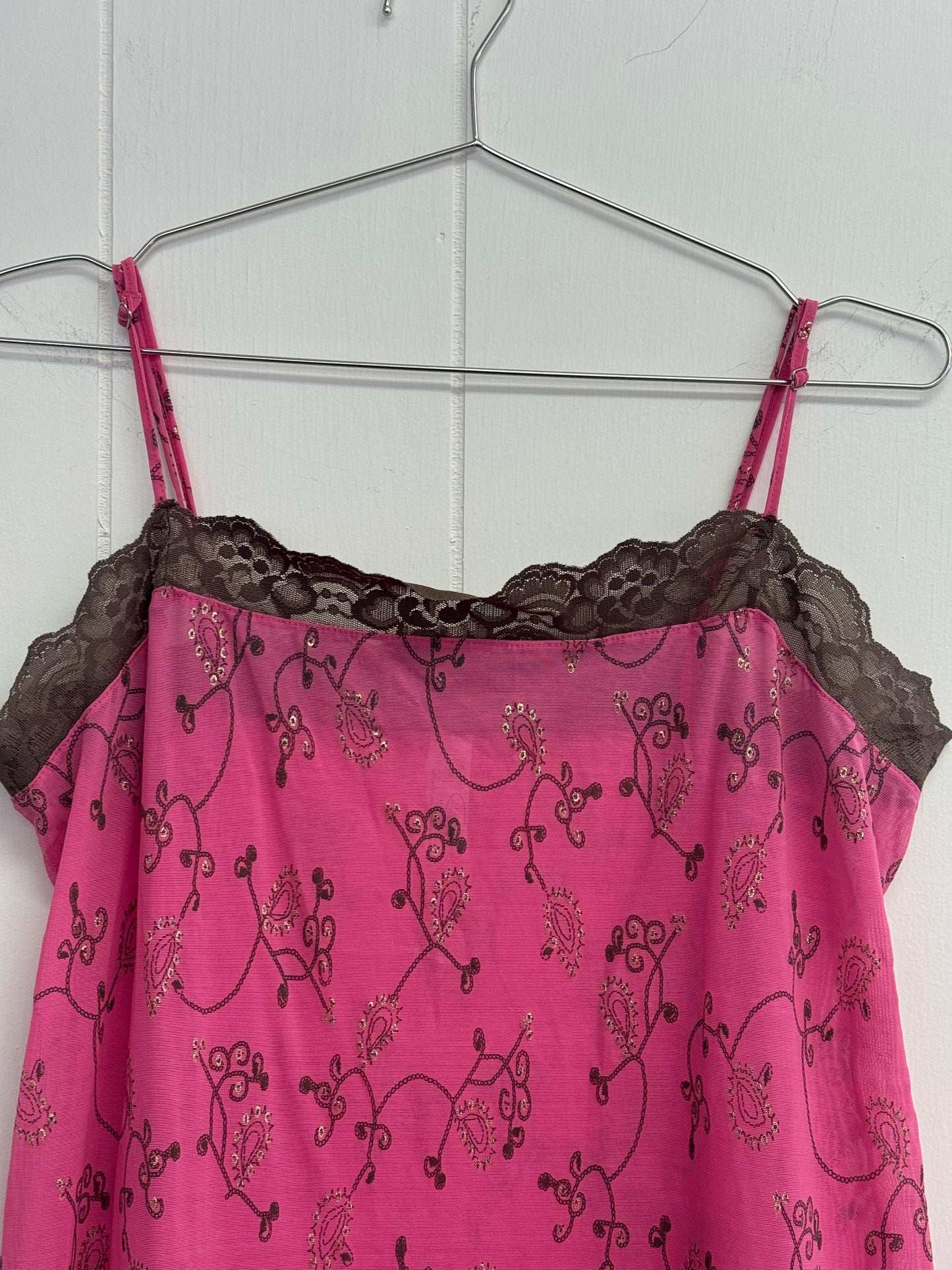 XL Pink tank w/ Lace