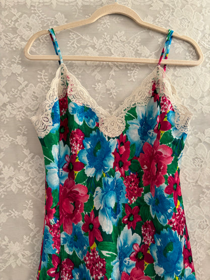 S VS Gold Label Multi Floral Slip