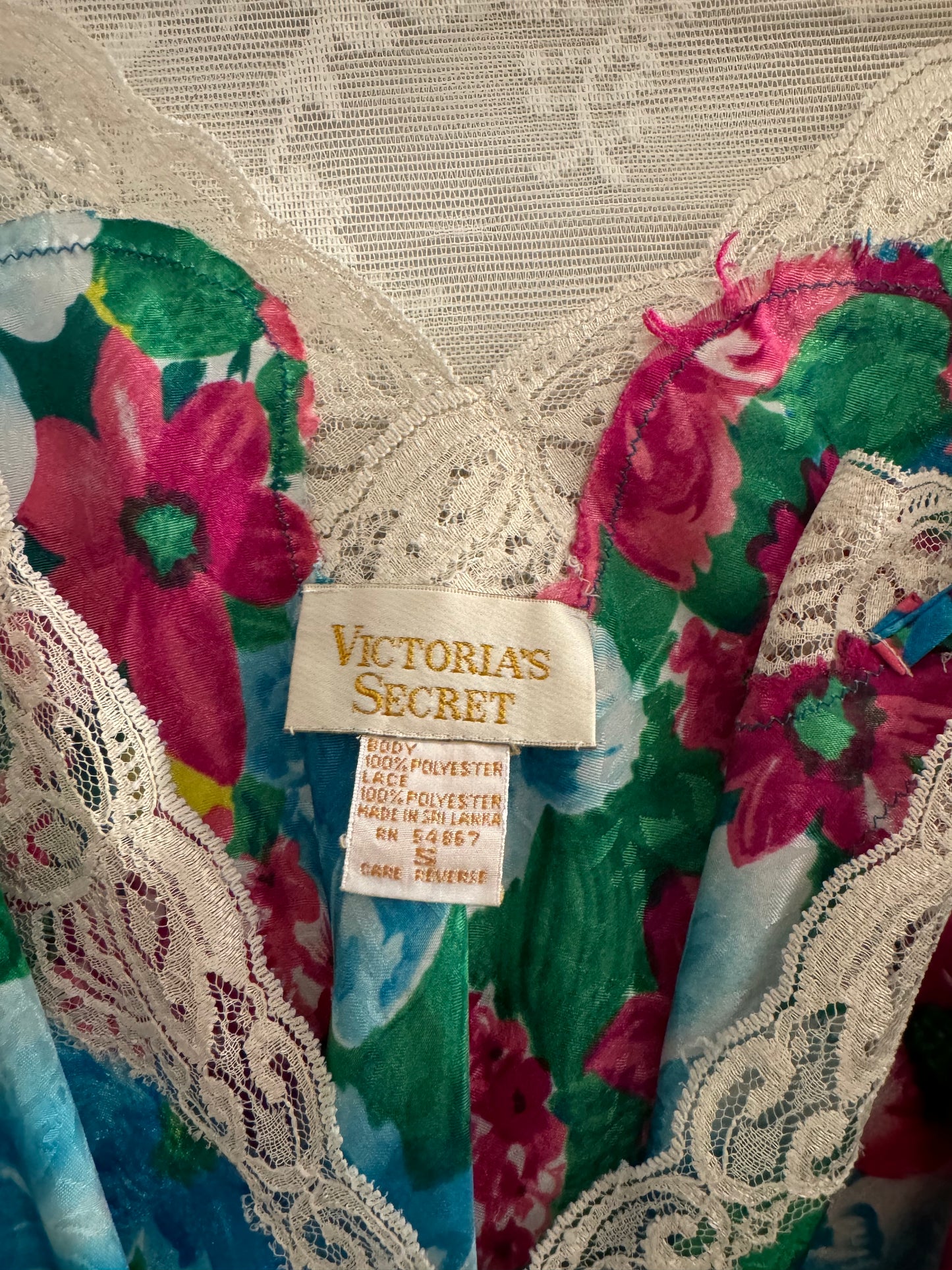 S VS Gold Label Multi Floral Slip