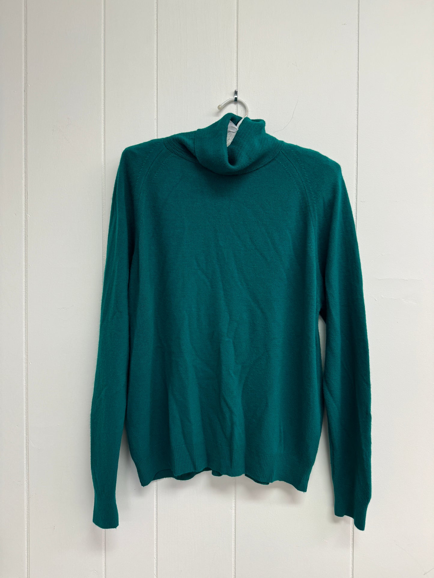 S-L Vintage Cozy Green Turtleneck