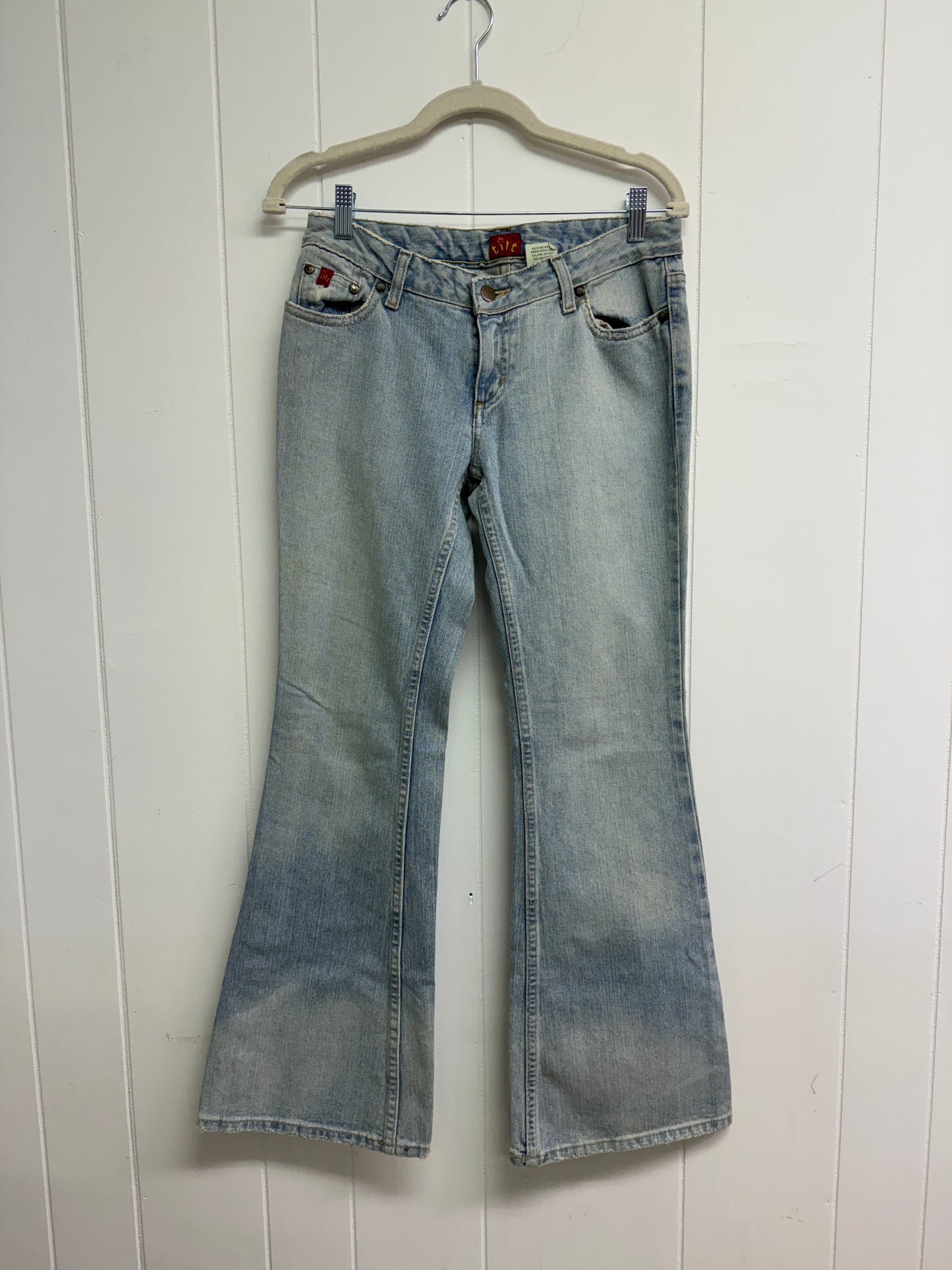 2/26S Light-Wash Rhinestone Jeans